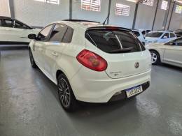 FIAT - BRAVO - 2012/2013 - Branca - R$ 43.500,00