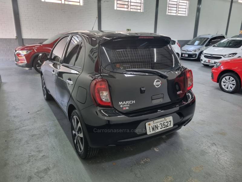 NISSAN - MARCH - 2015/2015 - Preta - R$ 44.900,00