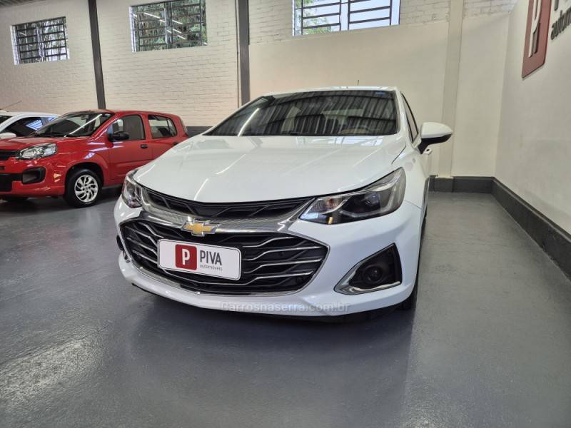CHEVROLET - CRUZE - 2019/2020 - Branca - R$ 112.900,00