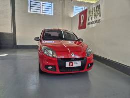 RENAULT - SANDERO - 2013/2014 - Vermelha - R$ 34.900,00