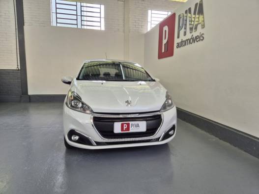 PEUGEOT - 208 - 2017/2017 - Branca - R$ 49.500,00