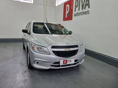 CHEVROLET - ONIX - 2016/2017 - Prata - R$ 45.800,00