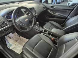 CHEVROLET - CRUZE - 2021/2022 - Preta - R$ 112.000,00