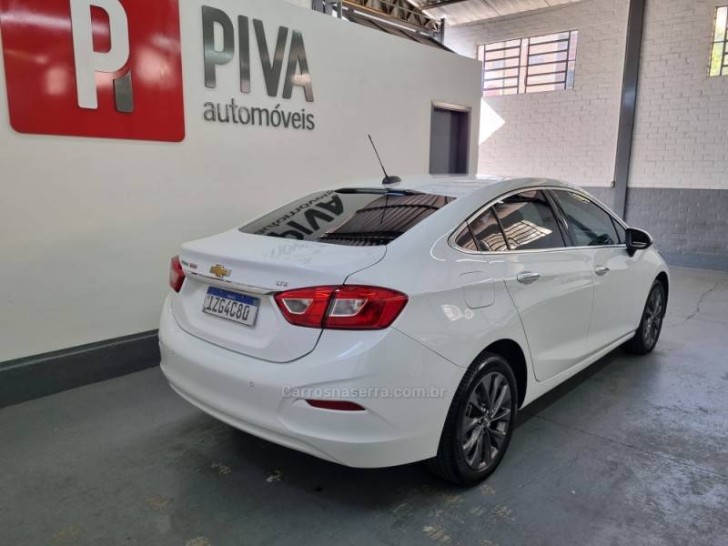 CHEVROLET - CRUZE - 2019/2019 - Branca - R$ 99.500,00