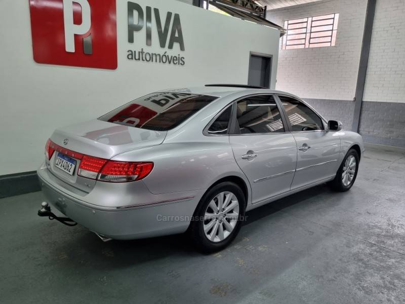 HYUNDAI - AZERA - 2008/2009 - Prata - R$ 55.000,00