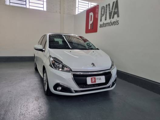 PEUGEOT - 208 - 2017/2018 - Branca - R$ 58.900,00