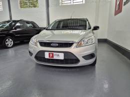 FORD - FOCUS - 2010/2011 - Prata - R$ 42.500,00