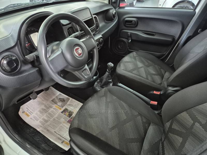 FIAT - MOBI - 2018/2019 - Branca - R$ 36.900,00