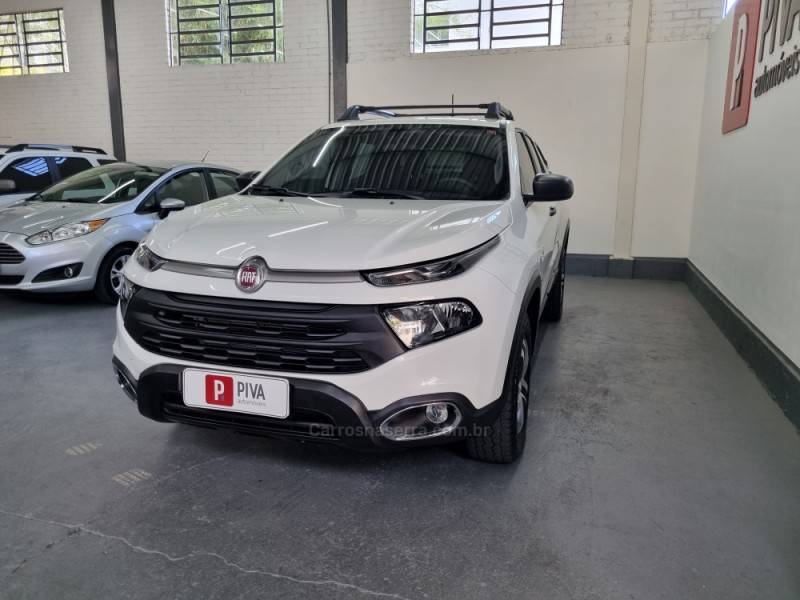 FIAT - TORO - 2020/2021 - Branca - R$ 113.900,00