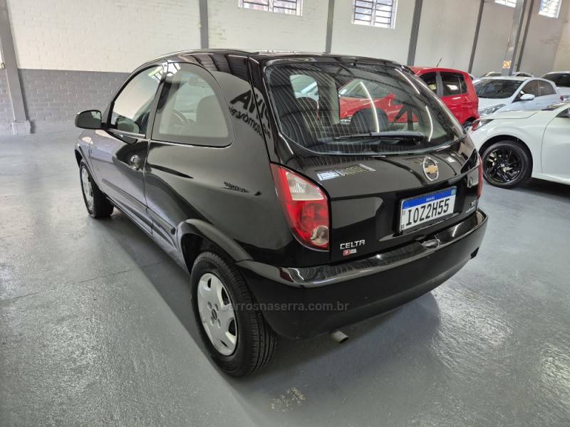 CHEVROLET - CELTA - 2009/2009 - Preta - R$ 22.000,00
