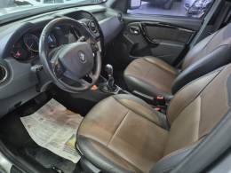 RENAULT - DUSTER - 2019/2020 - Prata - R$ 75.500,00