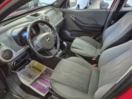 CHEVROLET - MONTANA - 2012/2013 - Vermelha - R$ 42.900,00