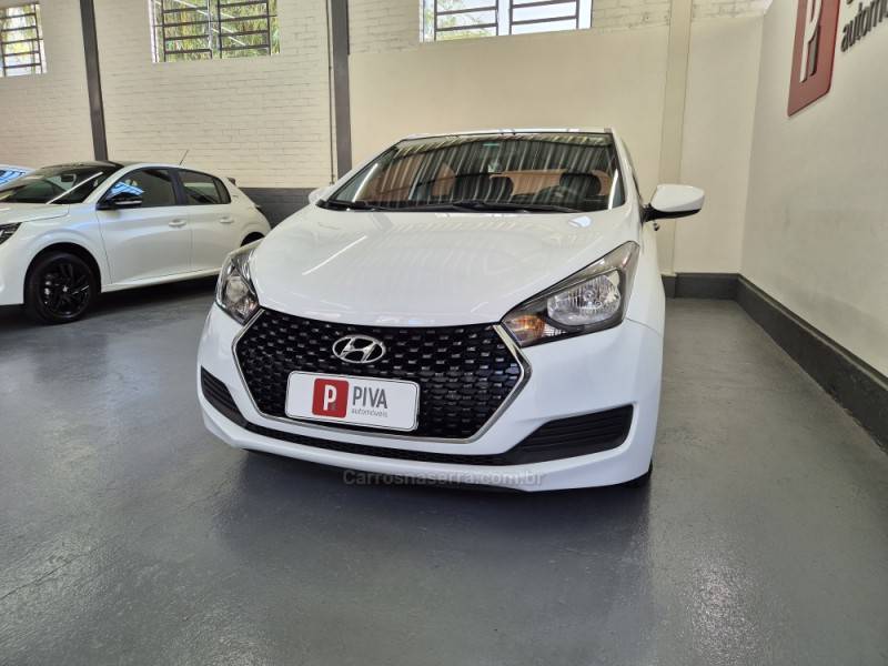 HYUNDAI - HB20 - 2018/2019 - Branca - R$ 53.900,00