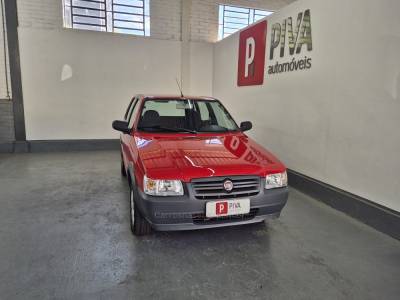 FIAT - UNO - 2011/2012 - Vermelha - R$ 32.500,00