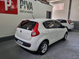 FIAT - PALIO - 2013/2014 - Branca - R$ 37.500,00