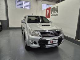 TOYOTA - HILUX - 2013/2014 - Prata - R$ 143.900,00
